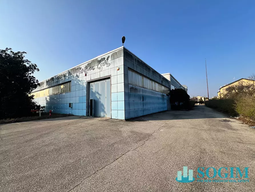 Immagine 8 di Capannone industriale in vendita  in Via Rembrandt 5 a Inveruno