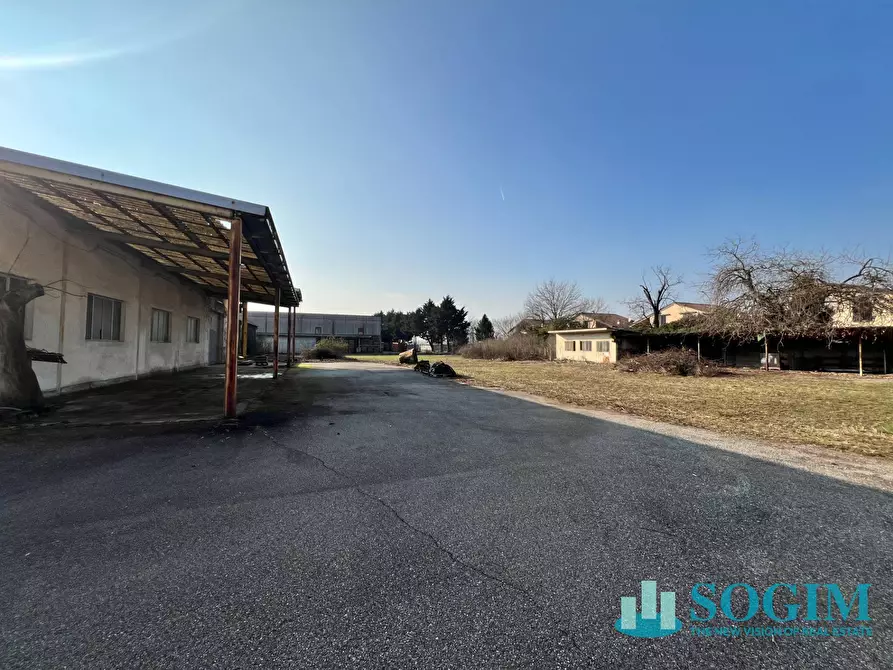 Immagine 12 di Capannone industriale in vendita  in Via Rembrandt 5 a Inveruno