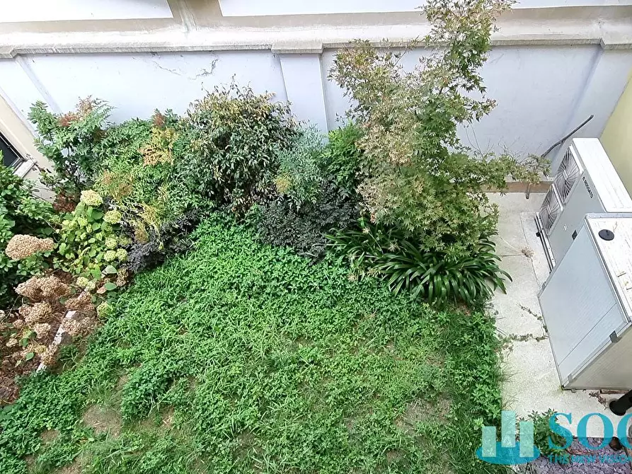 Immagine 17 di Villa in vendita  in Via Giuseppe Di Vittorio 29 a Sesto San Giovanni