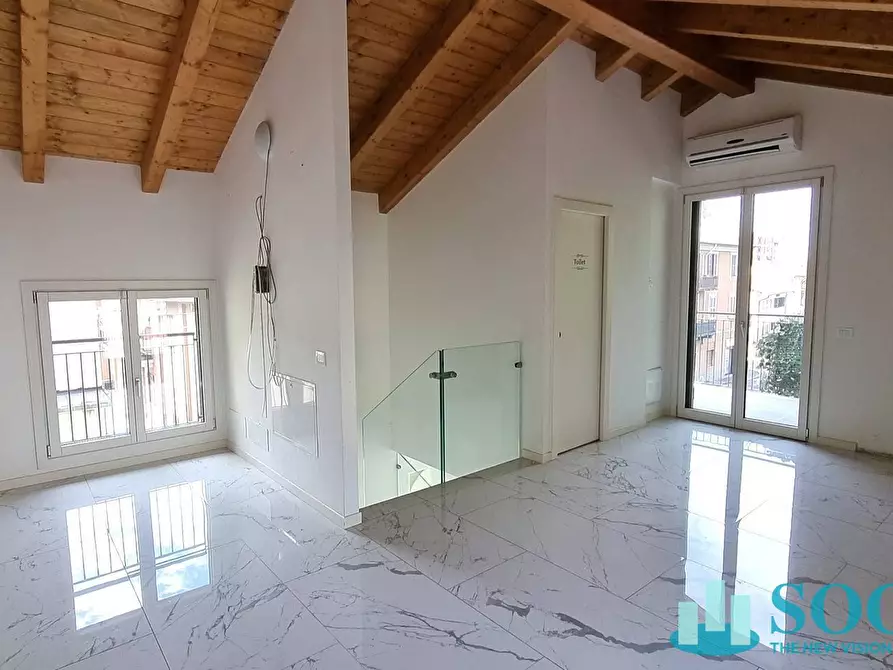 Immagine 24 di Villa in vendita  in Via Giuseppe Di Vittorio 29 a Sesto San Giovanni