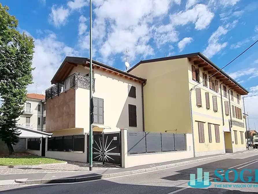 Immagine 61 di Villa in vendita  in Via Giuseppe Di Vittorio 29 a Sesto San Giovanni