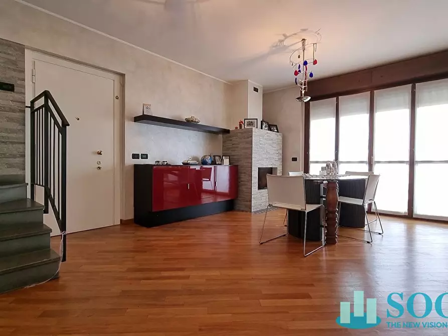 Immagine 4 di Appartamento in vendita  in via Doberdò 32 a Milano