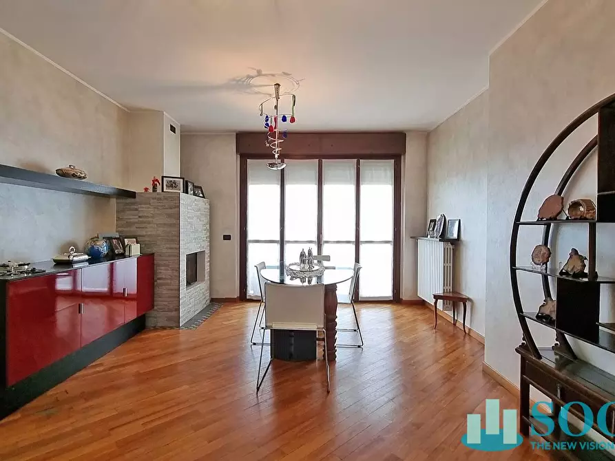 Immagine 5 di Appartamento in vendita  in via Doberdò 32 a Milano