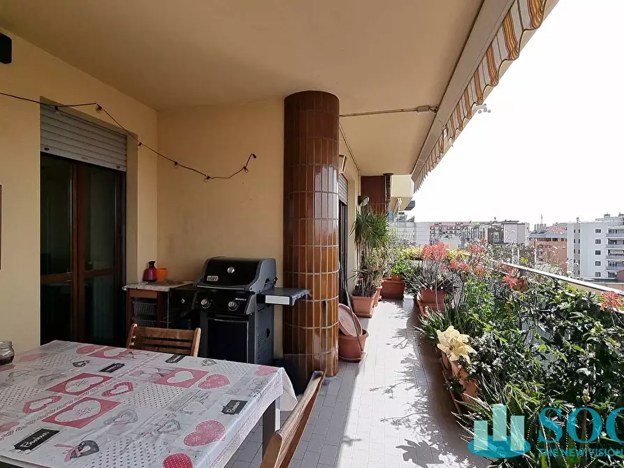 Immagine 13 di Appartamento in vendita  in via Doberdò 32 a Milano