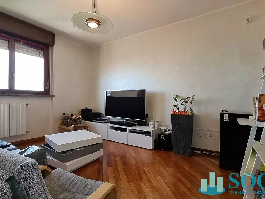 Immagine 19 di Appartamento in vendita  in via Doberdò 32 a Milano