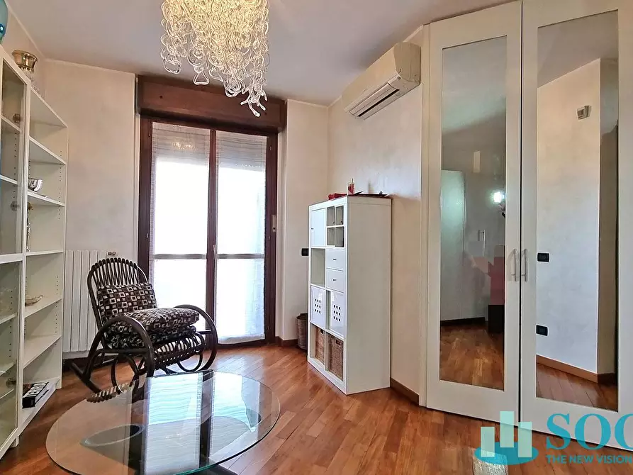 Immagine 31 di Appartamento in vendita  in via Doberdò 32 a Milano