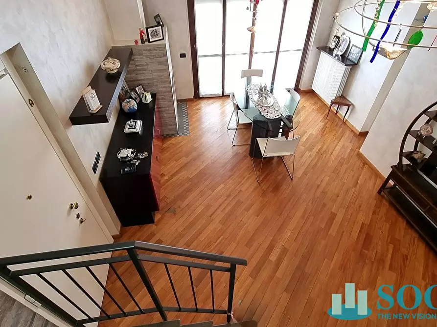 Immagine 38 di Appartamento in vendita  in via Doberdò 32 a Milano