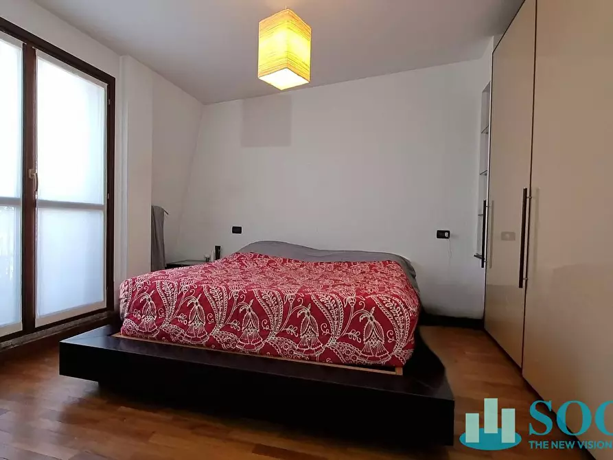 Immagine 40 di Appartamento in vendita  in via Doberdò 32 a Milano