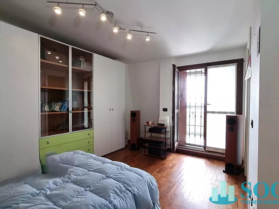 Immagine 47 di Appartamento in vendita  in via Doberdò 32 a Milano