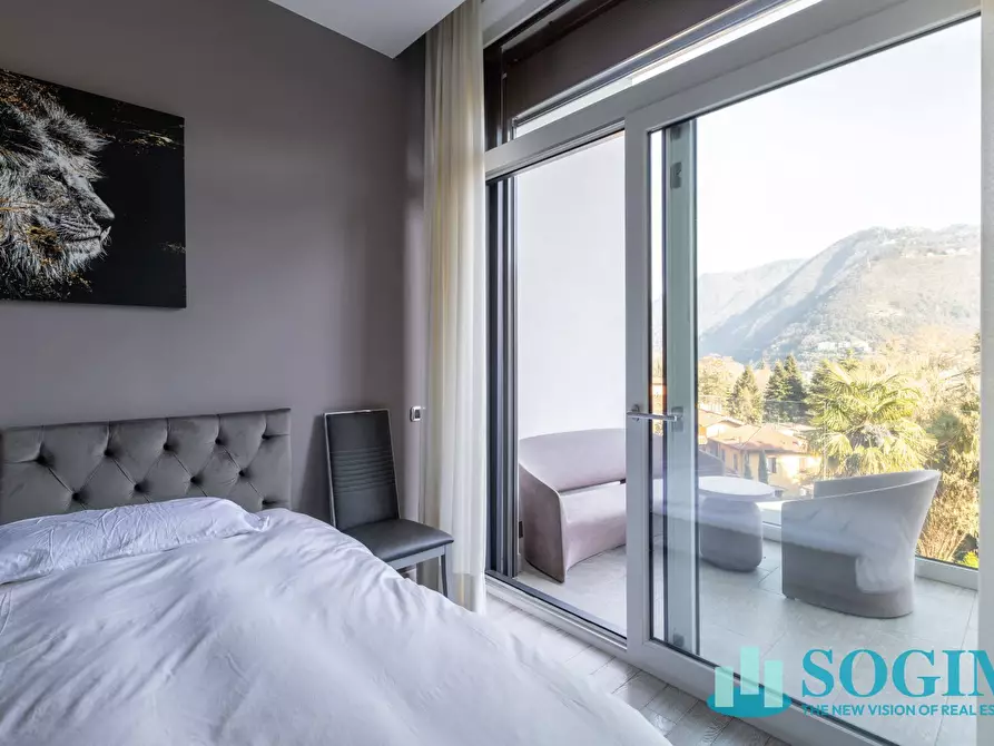 Immagine 36 di Villa in vendita  in Via Bellinzona a Como