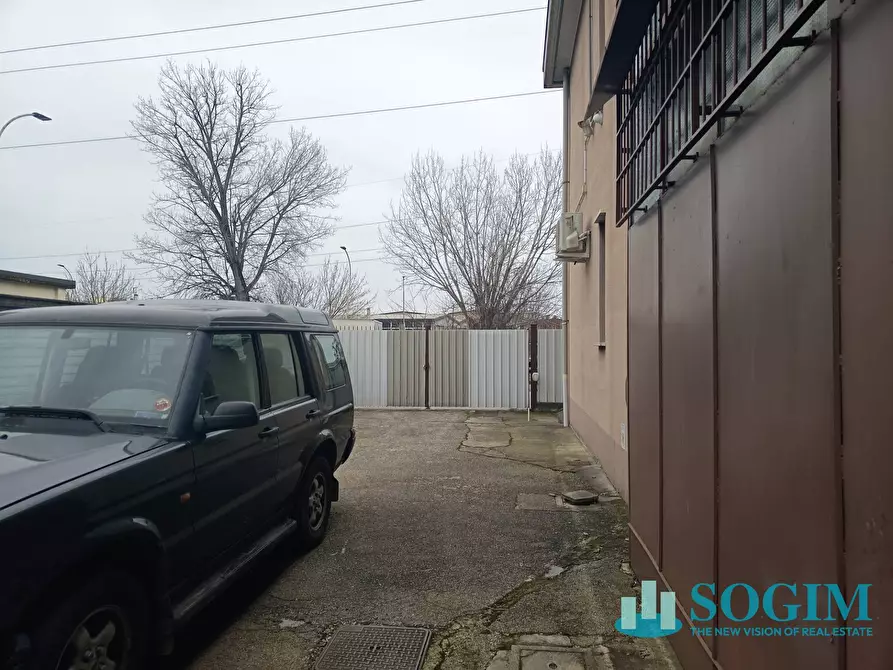 Immagine 8 di Capannone industriale in vendita  in via pavia 9 a San Giuliano Milanese