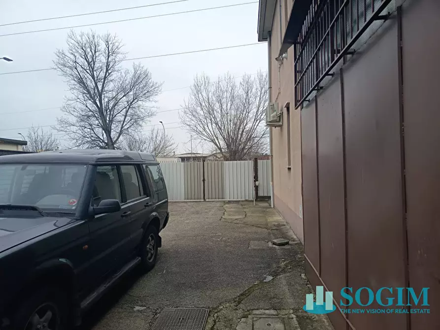 Immagine 9 di Capannone industriale in vendita  in via pavia 9 a San Giuliano Milanese