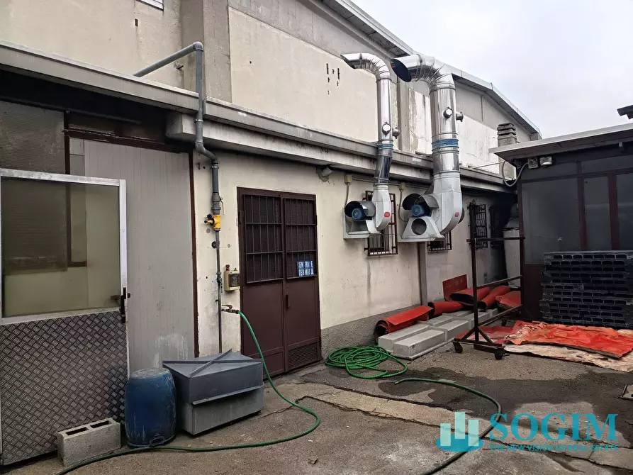 Immagine 12 di Capannone industriale in vendita  in via pavia 9 a San Giuliano Milanese