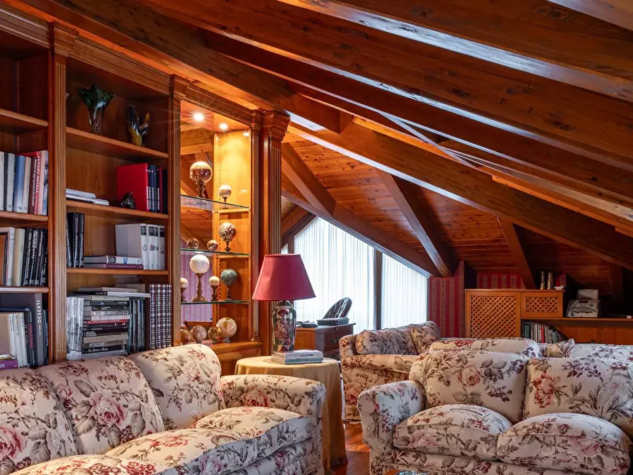 Immagine 40 di Villa in vendita  in Via Cristoforo Colombo a Cadorago