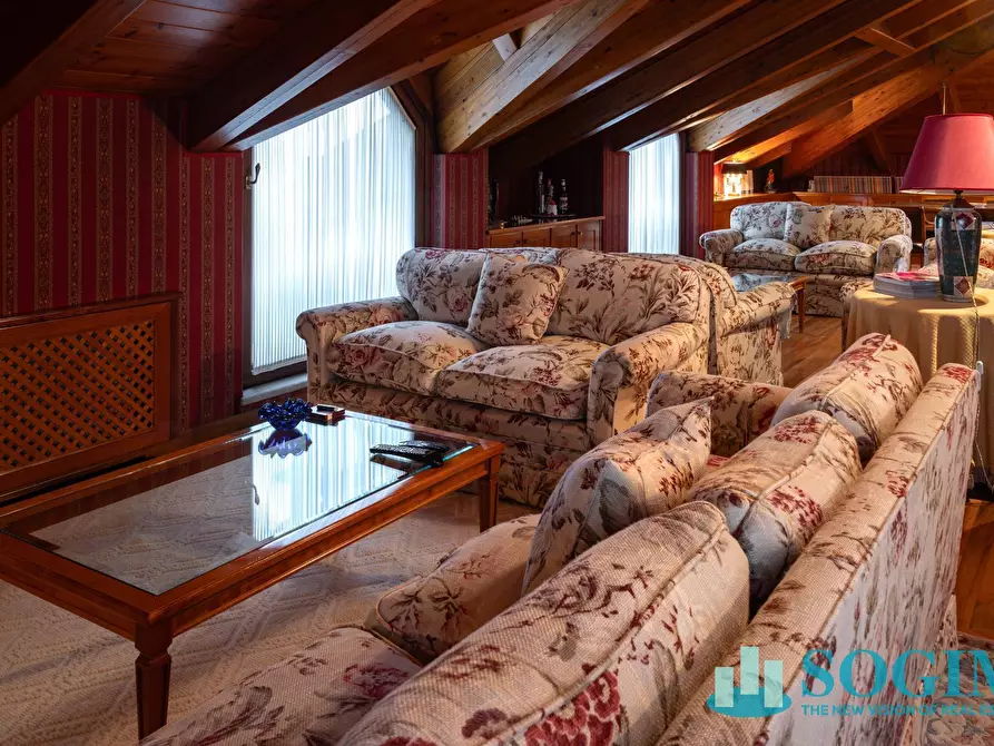 Immagine 38 di Villa in vendita  in Via Cristoforo Colombo a Cadorago