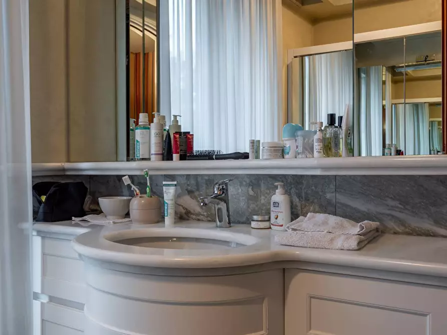 Immagine 29 di Villa in vendita  in Via Cristoforo Colombo a Cadorago