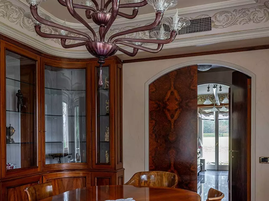 Immagine 10 di Villa in vendita  in Via Cristoforo Colombo a Cadorago