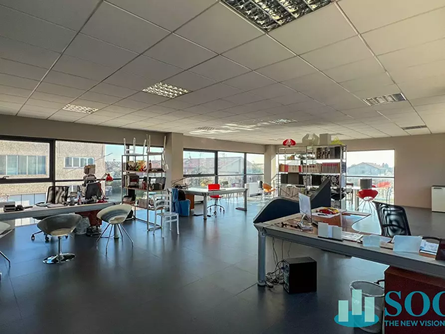 Immagine 13 di Capannone industriale in vendita  a Varedo