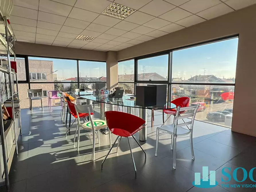 Immagine 16 di Capannone industriale in vendita  a Varedo