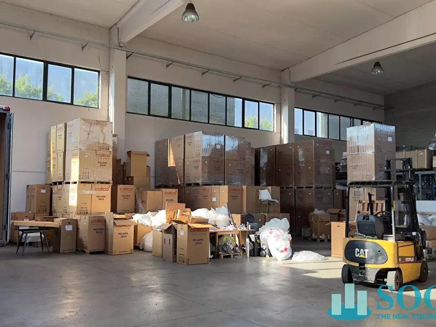 Immagine 44 di Capannone industriale in vendita  a Varedo