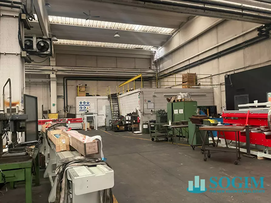 Immagine 6 di Capannone industriale in vendita  in viale europa a Brugherio