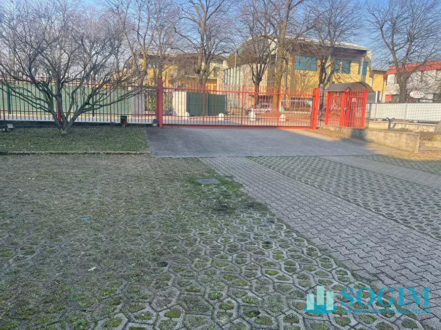 Immagine 17 di Capannone industriale in vendita  in viale europa a Brugherio