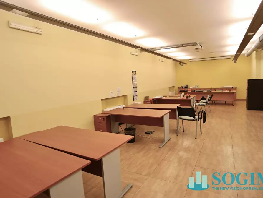 Immagine 42 di Capannone industriale in affitto  in maggi 120 a Lesmo