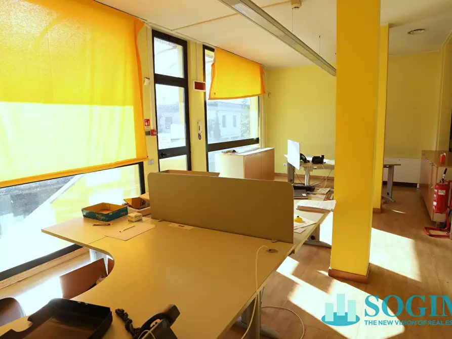 Immagine 44 di Capannone industriale in affitto  in maggi 120 a Lesmo