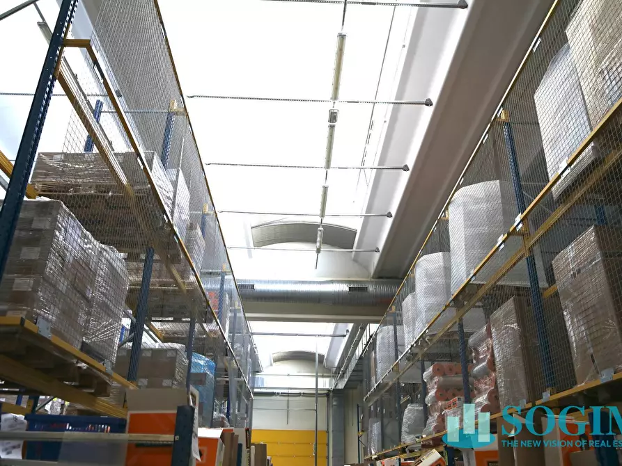Immagine 49 di Capannone industriale in affitto  in maggi 120 a Lesmo