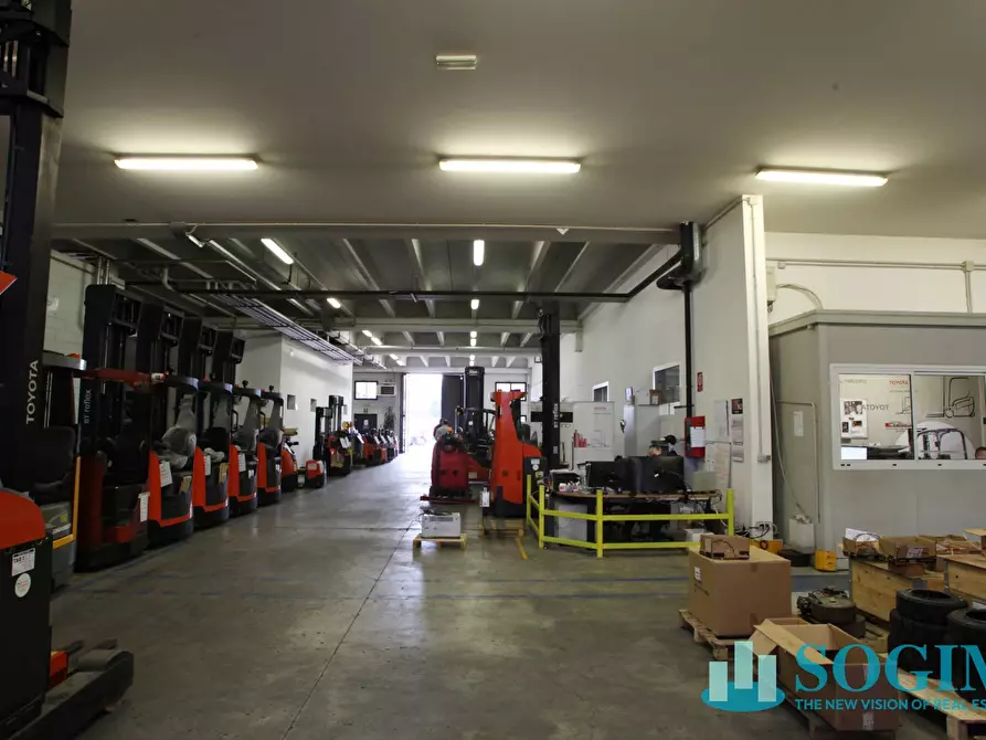 Immagine 21 di Capannone industriale in vendita  in VIA DELLA PACE 3 a San Giuliano Milanese