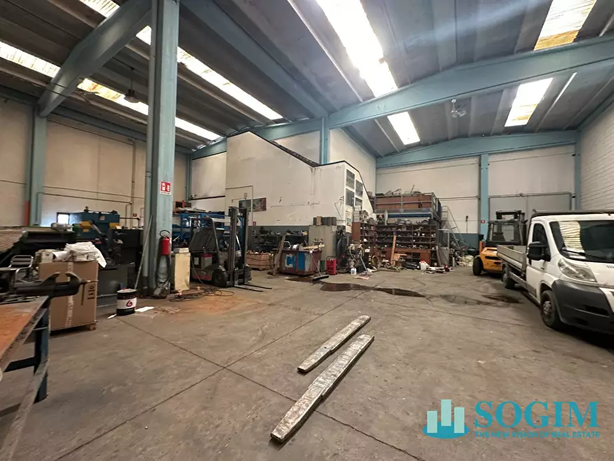 Immagine 6 di Capannone industriale in vendita  in Via cascina greppi a Sovico