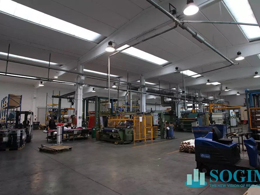 Immagine 4 di Capannone industriale in vendita  in via pascoli 4 a Basiano