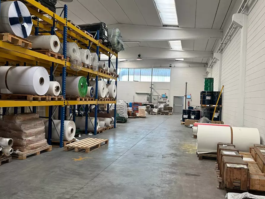 Immagine 37 di Capannone industriale in vendita  in via pascoli 4 a Basiano