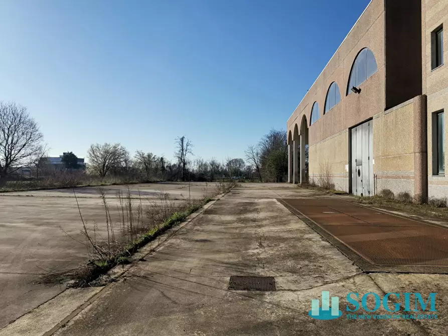 Immagine 10 di Capannone industriale in vendita  in Via Sirtori 10 a Rho