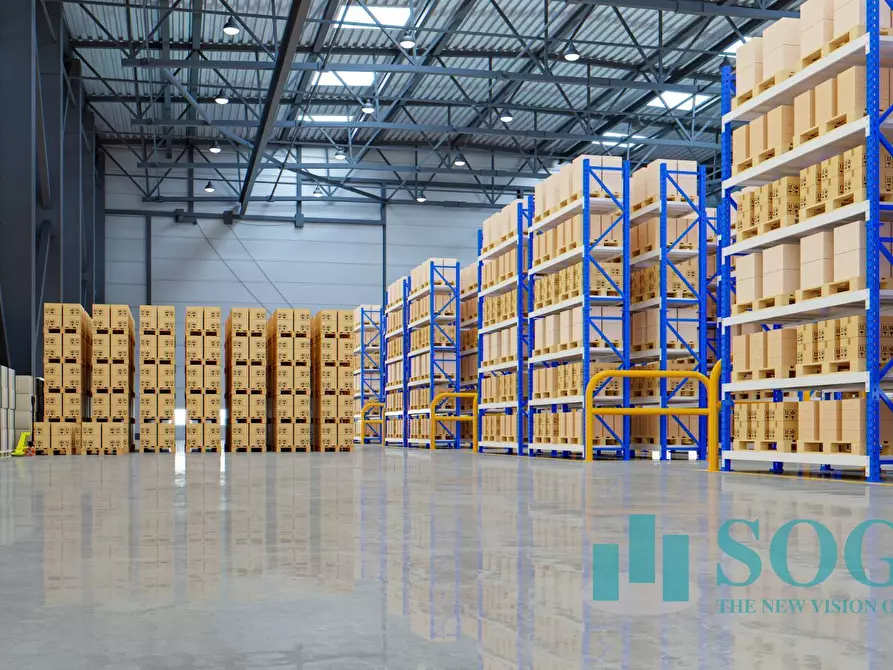 Immagine 2 di Capannone industriale in affitto  a Crema