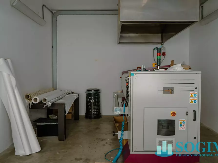 Immagine 9 di Magazzino in vendita  in via Sant'Anna 1 a Solbiate Con Cagno