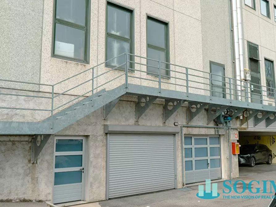 Immagine 2 di Laboratorio in vendita  in Via Sant'Anna 1 a Solbiate Con Cagno