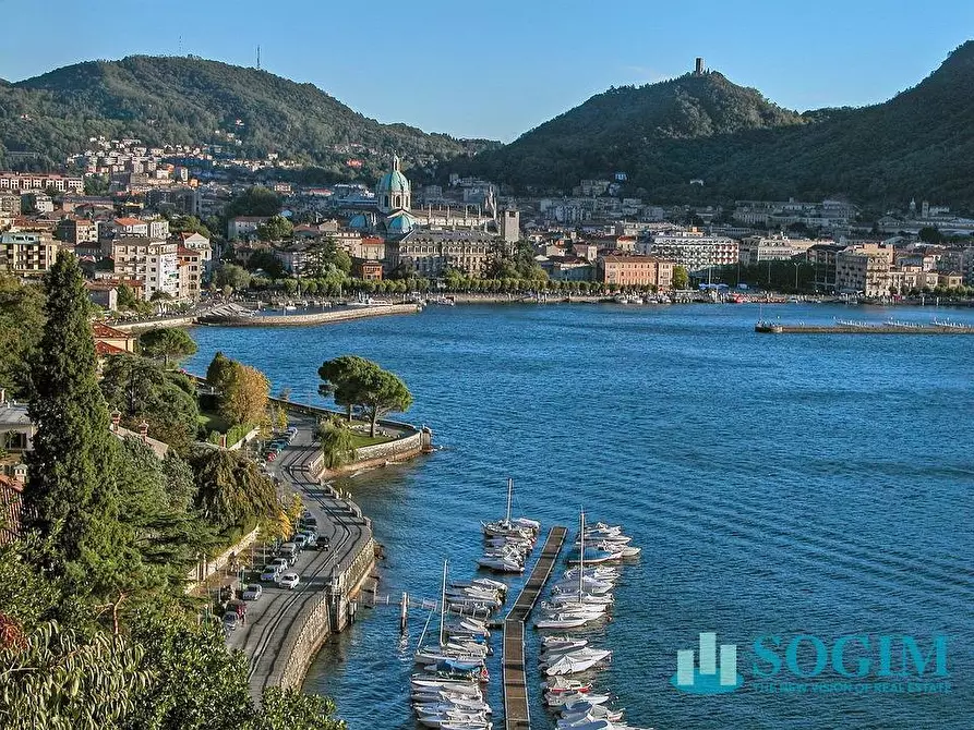 Immagine 3 di Magazzino in vendita  in via milano a Como