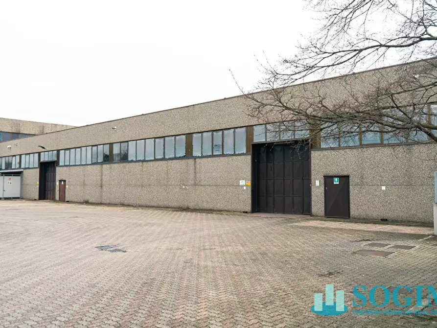 Immagine 3 di Capannone industriale in affitto  in Via Cesare Battisti 14 a Lurate Caccivio
