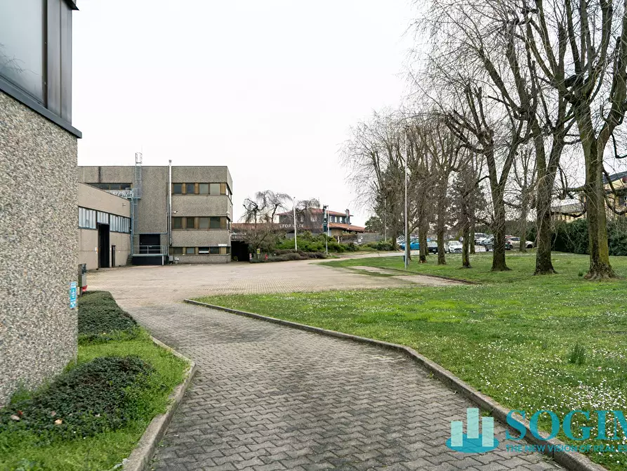 Immagine 7 di Capannone industriale in affitto  in Via Cesare Battisti 14 a Lurate Caccivio