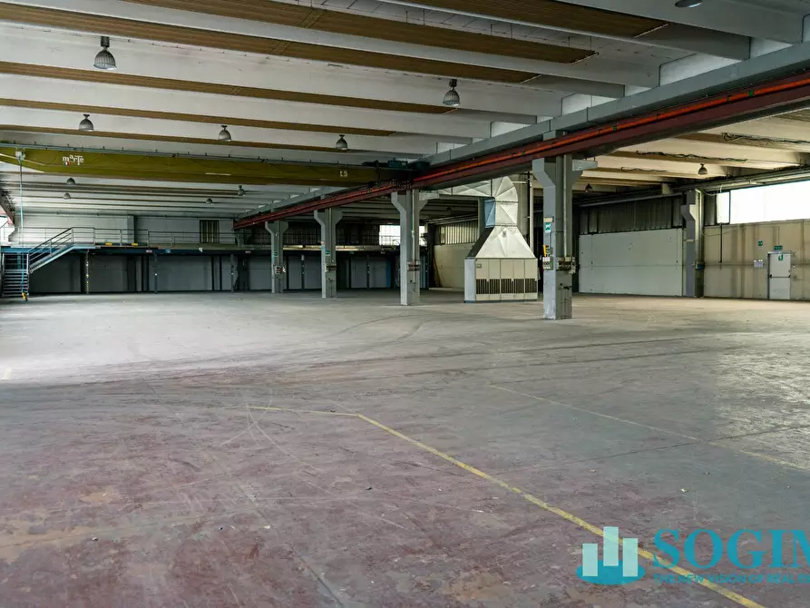 Immagine 8 di Capannone industriale in affitto  in Via Cesare Battisti 14 a Lurate Caccivio