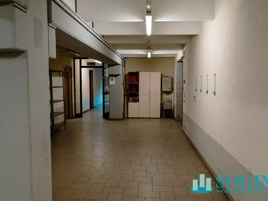 Immagine 21 di Capannone industriale in affitto  in Via Cesare Battisti 14 a Lurate Caccivio
