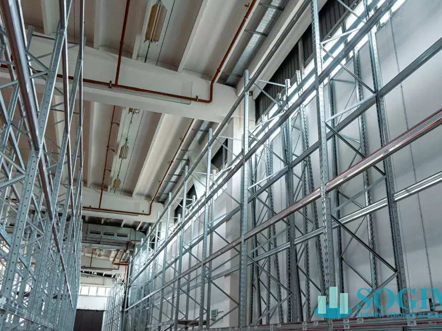 Immagine 13 di Capannone industriale in affitto  in Via Giovanni Paolo II 1 a Colverde