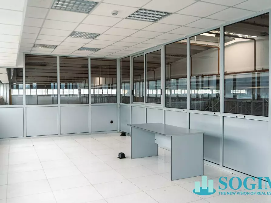 Immagine 20 di Capannone industriale in affitto  in Via Giovanni Paolo II 1 a Colverde