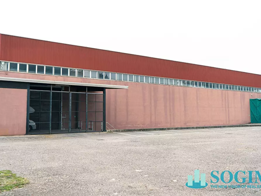 Immagine 22 di Capannone industriale in affitto  in Via Giovanni Paolo II 1 a Colverde