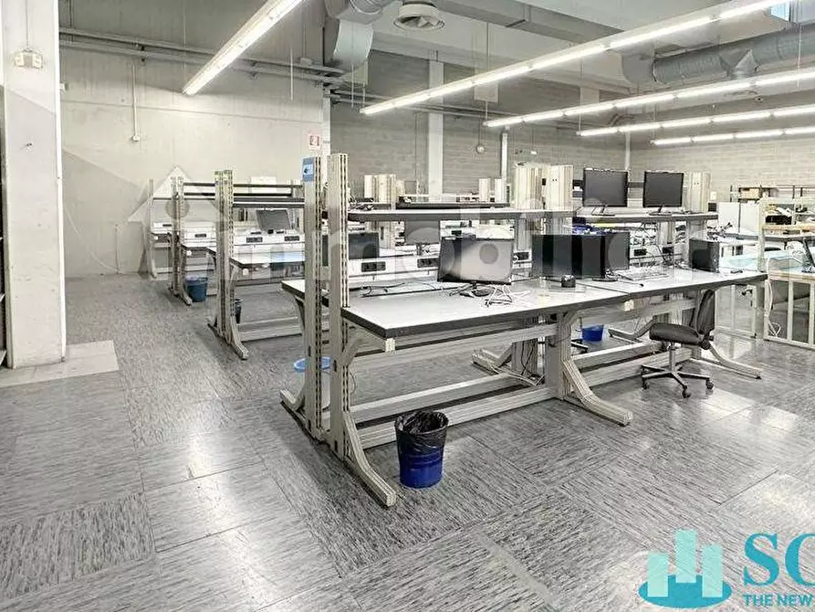 Immagine 5 di Capannone industriale in vendita  in Cellini 5 a Villasanta