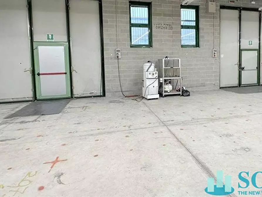 Immagine 8 di Capannone industriale in vendita  in Cellini 5 a Villasanta