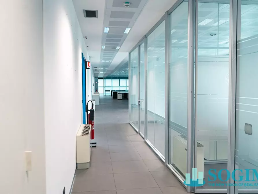 Immagine 9 di Capannone industriale in affitto  in Via Trieste 14 a Olgiate Comasco