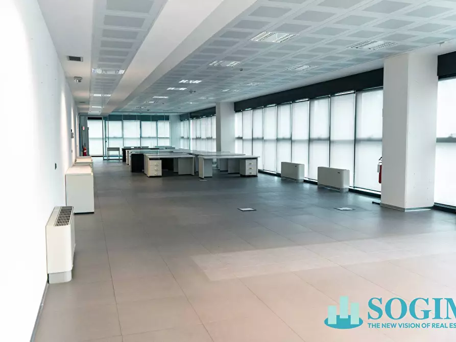 Immagine 8 di Capannone industriale in affitto  in Via Trieste 14 a Olgiate Comasco