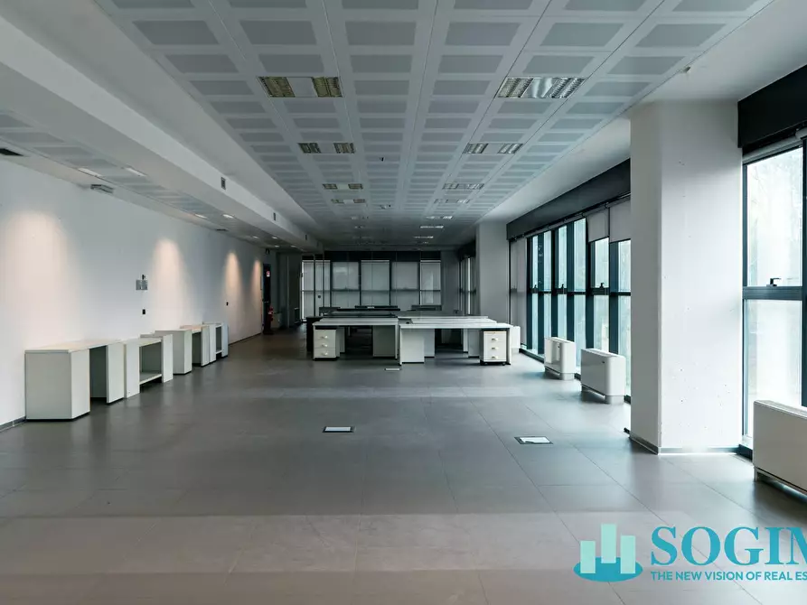 Immagine 10 di Capannone industriale in affitto  in Via Trieste 14 a Olgiate Comasco